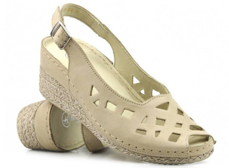 Skórzane sandały damskie na koturnie - HELIOS Komfort 110, jasny beż