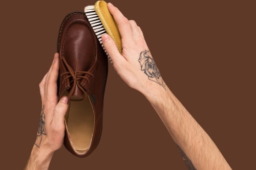 Jak czyścić buty z naturalnej skóry? Kompleksowy poradnik