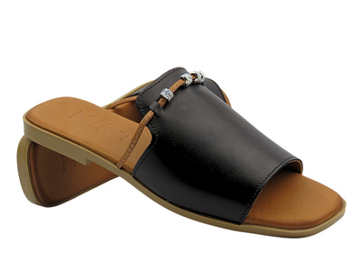 Skórzane klapki damskie czarne Nika Komfort H-481