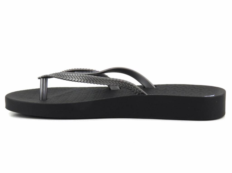 Sportowe japonki, klapki damskie IPANEMA 82840, czarno-srebrne