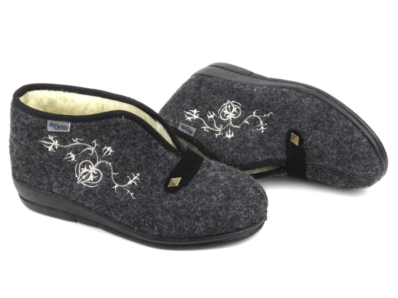 Kapcie, buty damskie ortopedyczne- Befado dr Orto 031D028, czarne