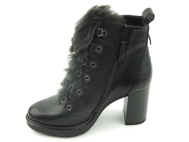 Botki damskie z ozdobnym futerkiem - Venezia 299235, czarne
