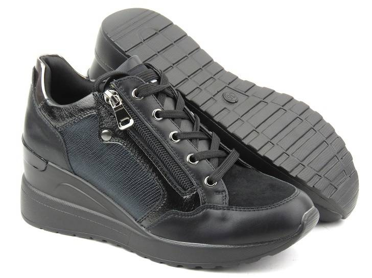 Czarne buty damskie sportowe na koturnie - INBLU IN000243