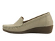 Skórzane mokasyny damskie na koturnie ecru Helios Komfort 4020