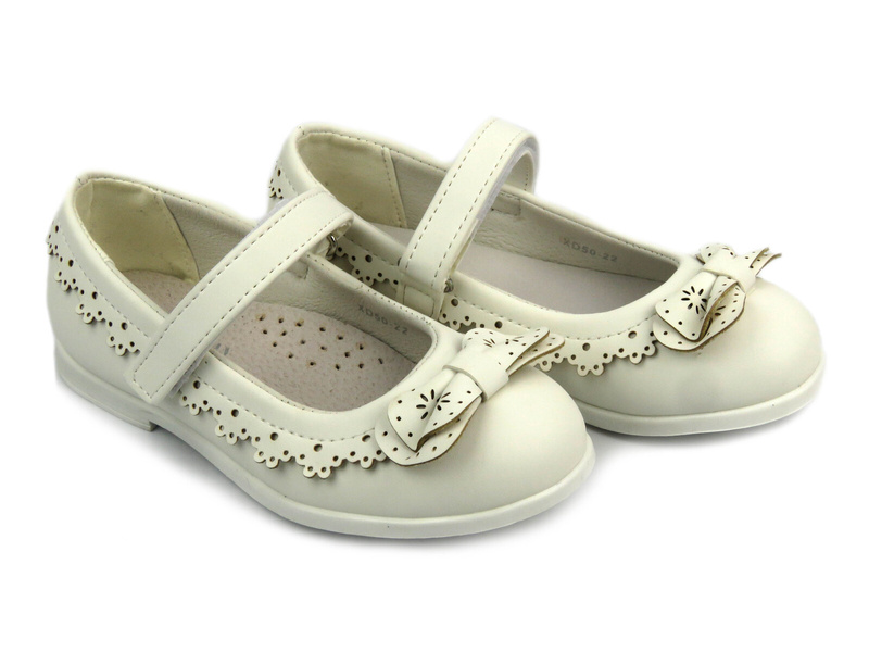 Balerinki dziecięce z zapięciem - AMERICAN XD50/22, białe