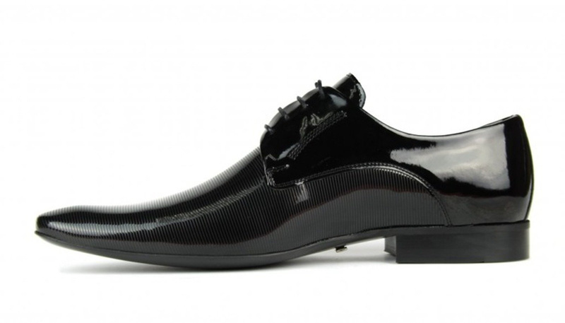 Derby męskie lakierowane polskiej marki Conhpol 3612, czarne