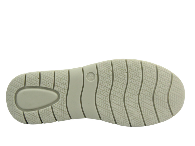 Półbuty, espadryle damskie - Unisoft 25PB02-8855, złote