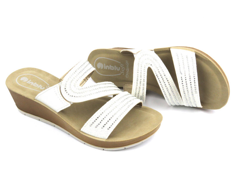 Klapki damskie na koturnie - INBLU RN-18, biały