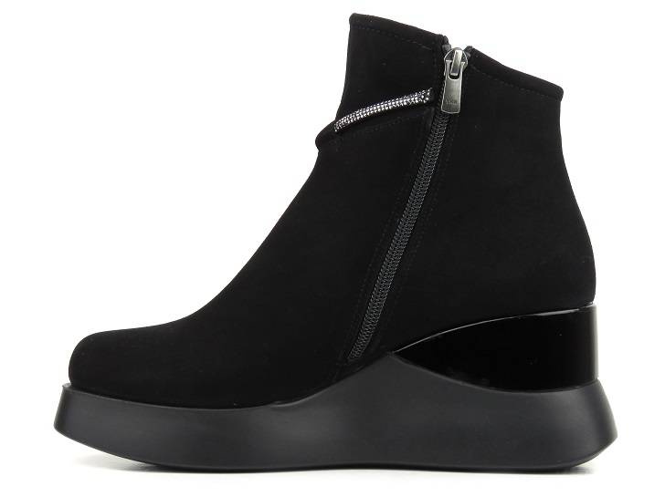 Eleganckie botki damskie na koturnie - Venezia 2281358, czarne