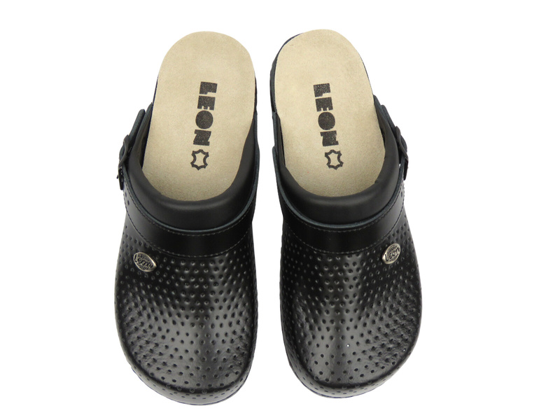 Skórzane klapki damskie z zakrytymi palcami czarne Leon 5002