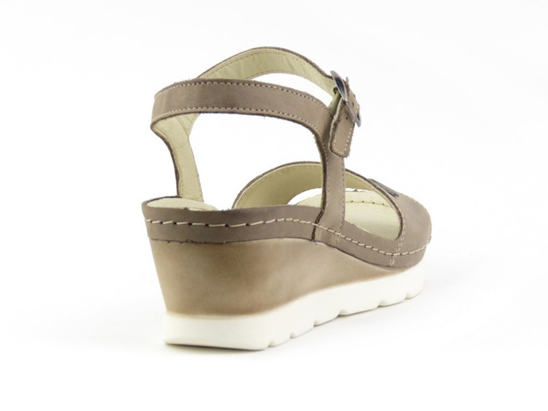 Wygodne sandały damskie na koturnie - Helios Komfort 220, beżowe