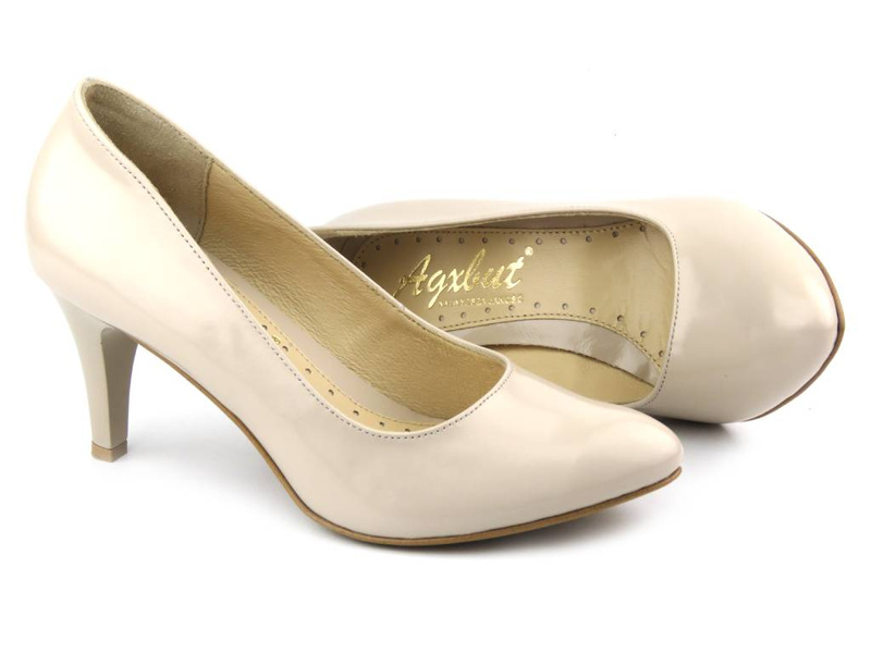 Lakierowane czółenka na szpilce - AGXBUT 426, beżowe