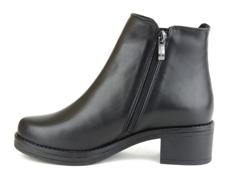 Skórzane botki damskie na obcasie - Agxbut 535, czarne