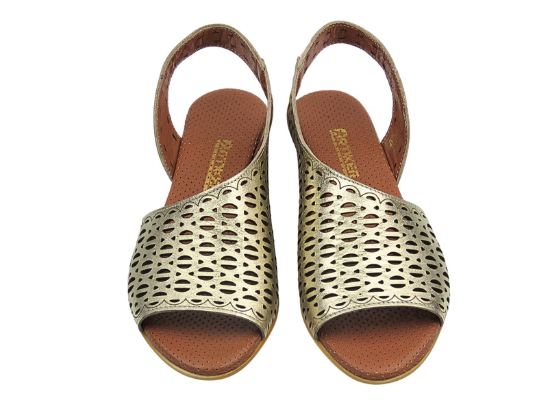 Sandały damskie na płaskiej podeszwie wsuwane złote Artiker 56C2551