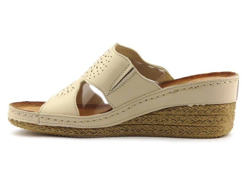 Klapki damskie ze skóry naturalnej - WASAK 0653, beżowe