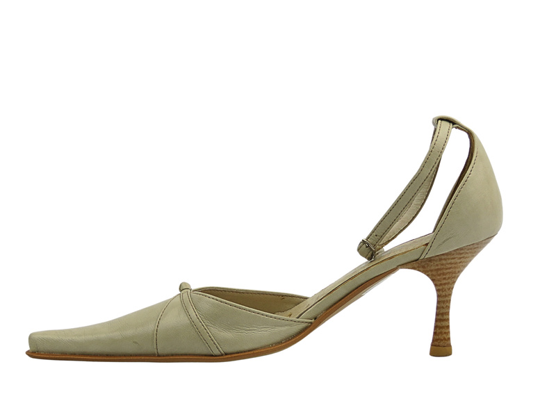 Czółenka na szpilce beżowe KOTYL 705