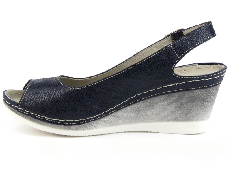 Skórzane sandały damskie na koturnie - Agxbut 554