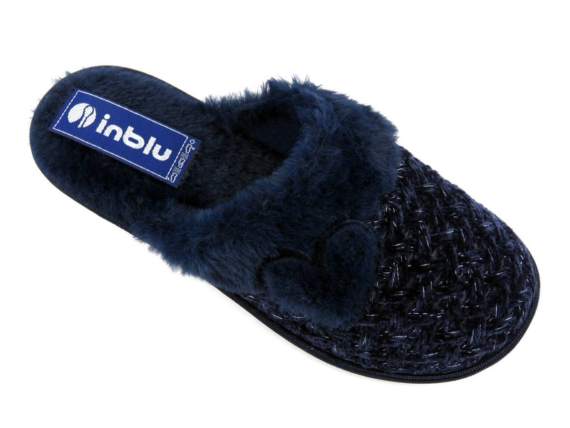 Miękkie, futerkowe kapcie damskie z serduszkiem - INBLU LB-90, granatowe