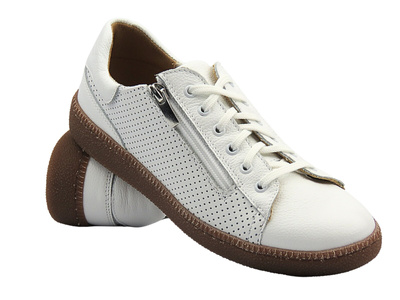 Wygodne półbuty damskie białe  Nika Komfort 1404