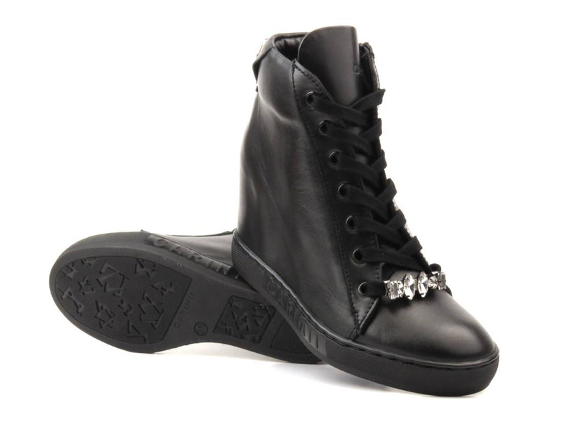 Sneakersy damskie na ukrytym koturnie CARINII B9177, czarne