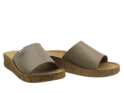 Wygodne, miękkie klapki damskie capucino HELIOS Komfort 130