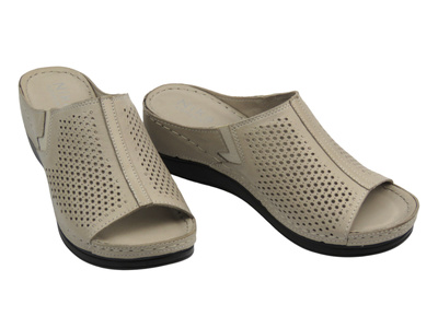 Skórzane klapki damskie na koturnie szare Nika Komfort  H-157