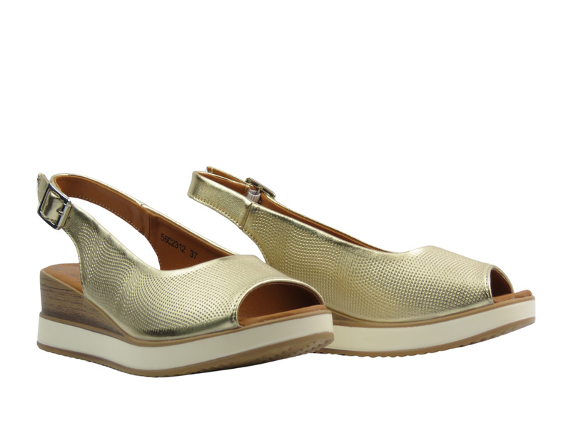 Skórzane sandały damskie na koturnie złote Artiker 56C2312