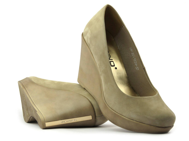 Wygodne czółenka na koturnie - Karino 1224/001, beżowe