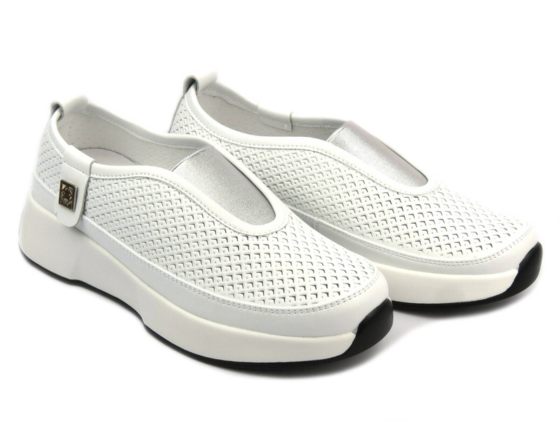 Ażurowe sneakersy damskie - Sokolski HW W24-456, białe