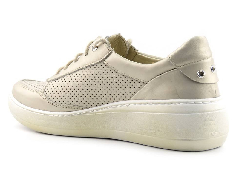 Skórzane sneakersy damskie na platformie - HELIOS Komfort 303, złote