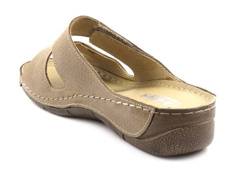 Miękkie, wygodne klapki damskie ze skóry - HELIOS Komfort 232, beżowe