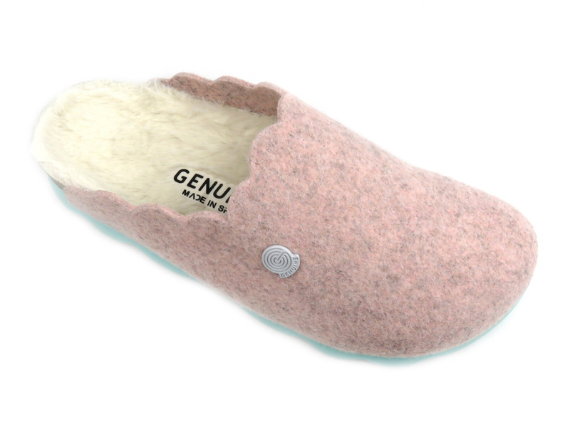 Ciepłe kapcie damskie z futerkiem w środku - GENUINS G105492, różowe