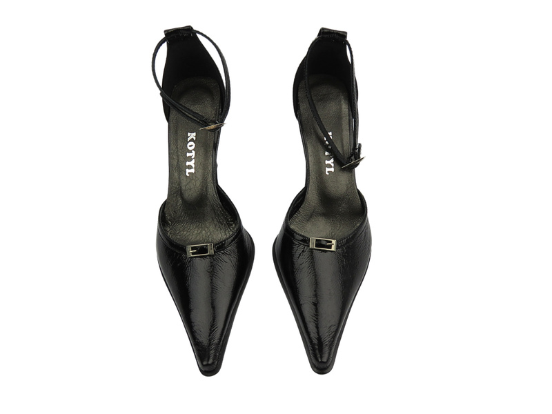 Czółenka damskie na szpilce czarne KOTYL 708