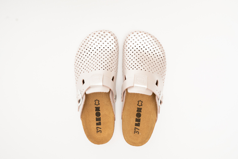 Skórzane Klapki Damskie Leon 4250, perłowe