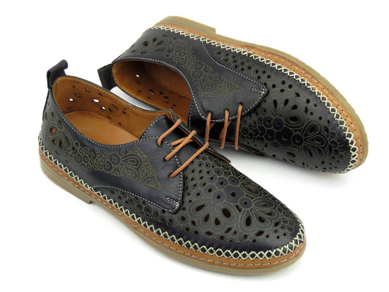 Półbuty damskie z wycięciami - MANITU 850022, czarne