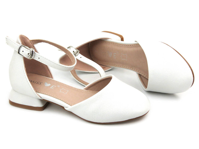 Eleganckie czółenka dziewczęce na obcasie, buty komunijne - Miss E 23DZ35-5603, białe