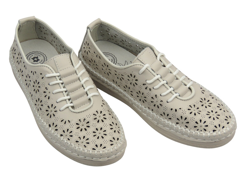 Ażurowe półbuty damskie - Evento 25PB18-8560, beżowe