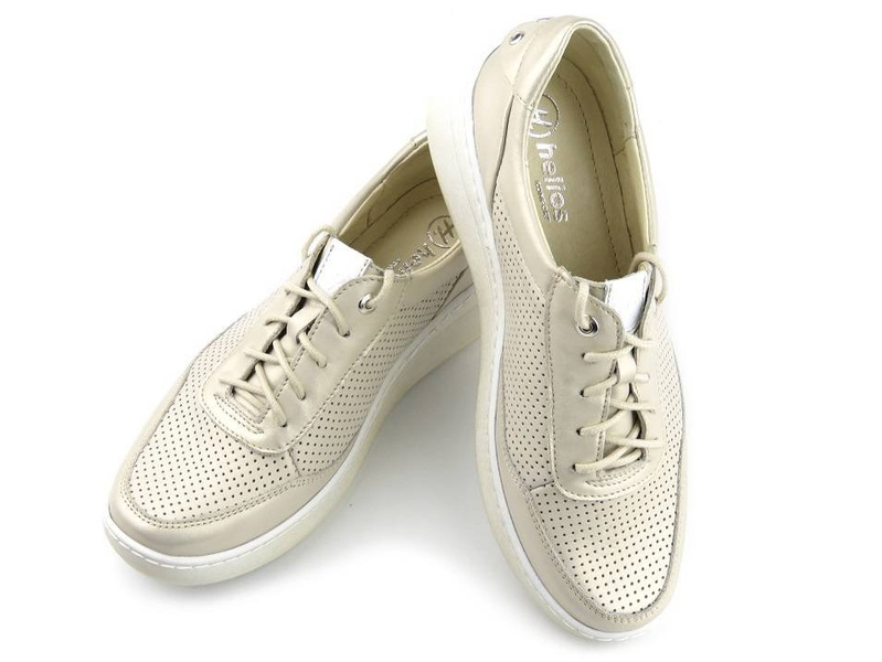 Skórzane sneakersy damskie na platformie - HELIOS Komfort 303, złote