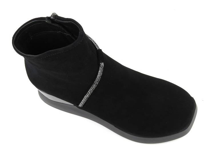 Eleganckie botki damskie na koturnie - Venezia 2281358, czarne