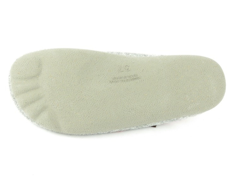 Kapcie damskie Manitu 320515