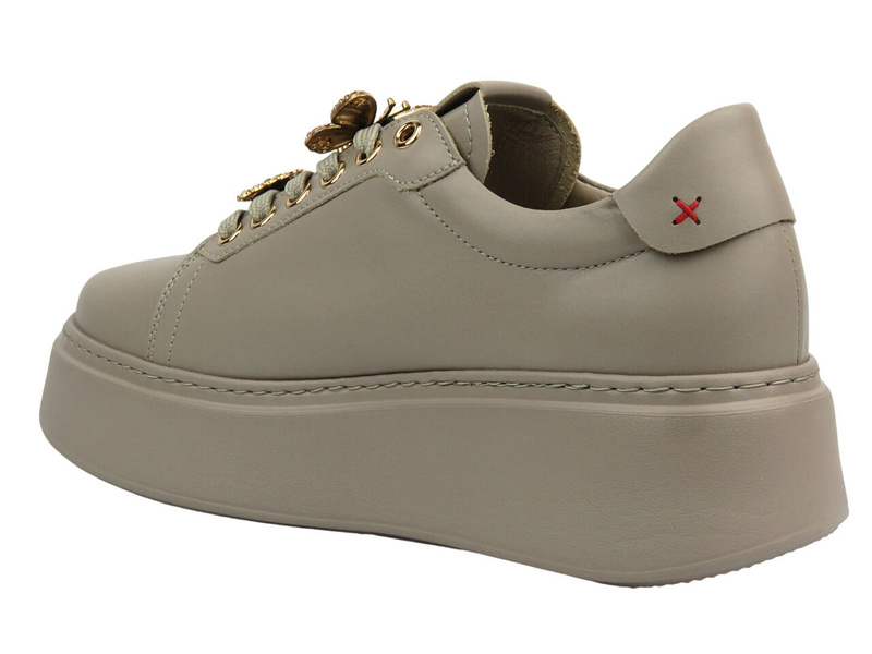 Sportowe buty damskie na platformie - CheBello 4585, beżowe