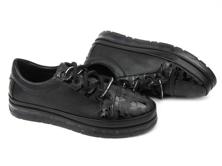 Komfortowe półbuty damskie skórzane - MANITU 850107-01, czarne