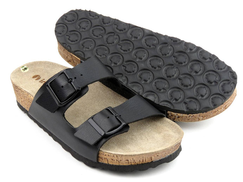 Klapki damskie na grubej podeszwie - INBLU NM-28, czarne