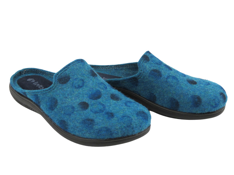 Wygodne klapki damskie Inblu EC-38 – niebieskie, filcowe w kropki
