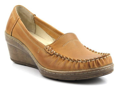 Półbuty damskie na koturnie - HELIOS Komfort 661, jasnobrązowe