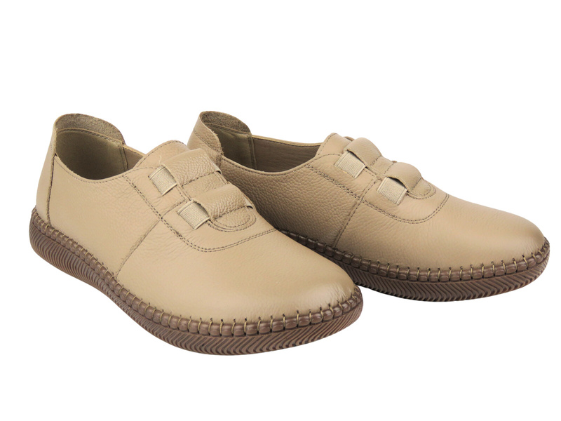 Wygodne półbuty damskie Potocki 26-15315 w kolorze khaki