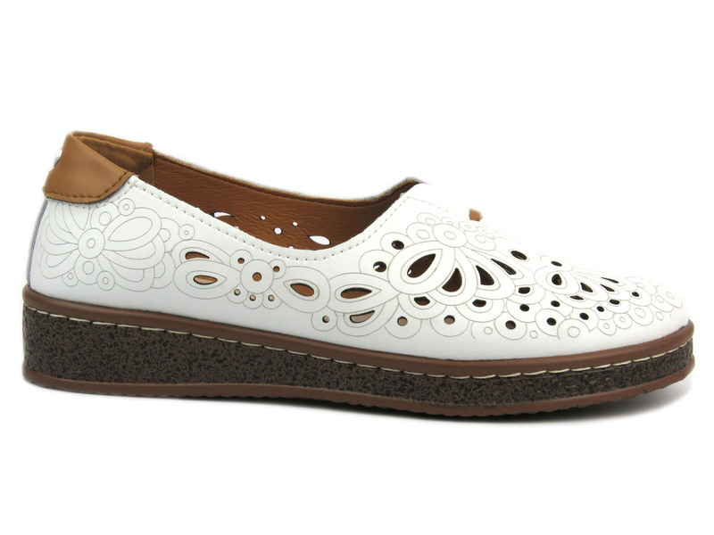 Ażurowe półbuty damskie - Artiker 54C1438, białe