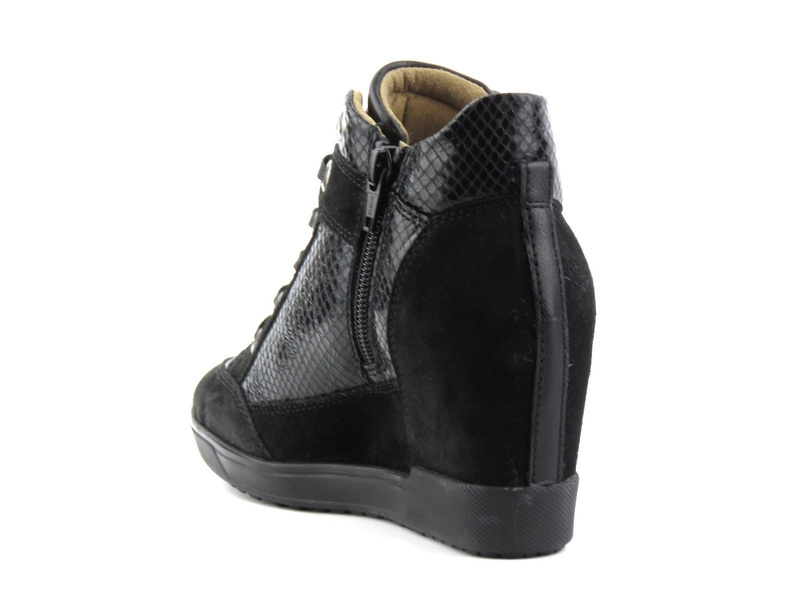 Sneakersy damskie Geox D84ASC SUEDE