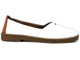 Skórzane półbuty, loafersy damskie - MANITU 840080-03, białe