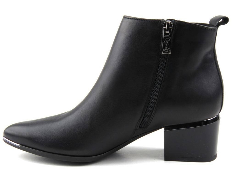 Skórzane botki damskie w stylu retro - Kordel 1966, czarne